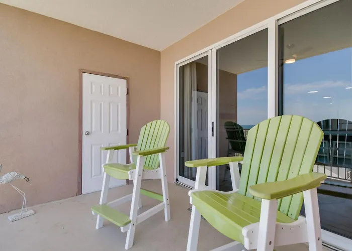 Holiday home Walk To Beach: The Dunes W/ Perks!
