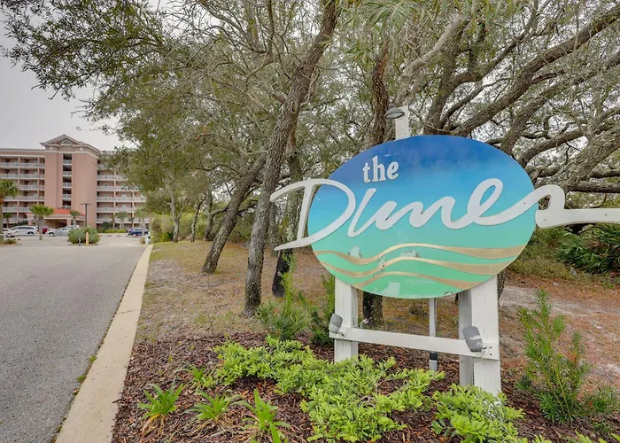 Holiday home Walk To Beach: The Dunes W/ Perks! *